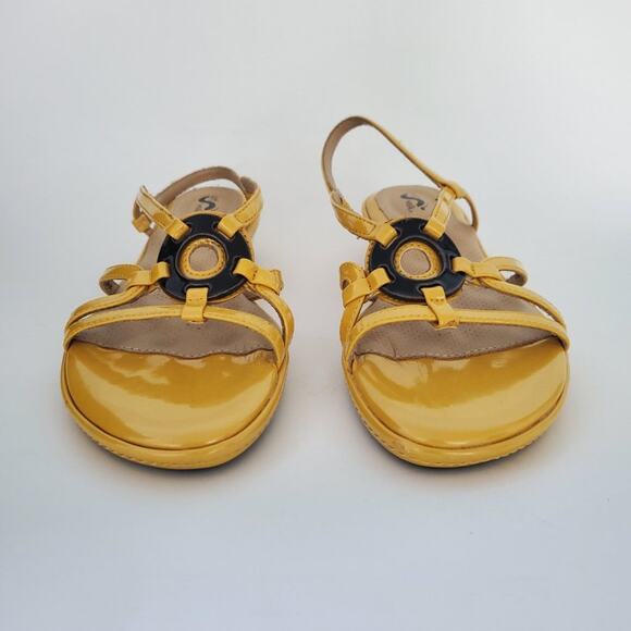 SoftWalk Slingback Strappy Wedge Sandals - Picture 3 of 9